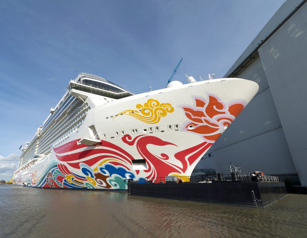 Ems-Überführung der Norwegian Joy – Onboard Radio